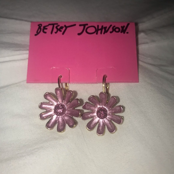 Betsey Johnson Flower Earrings - Picture 1 of 3